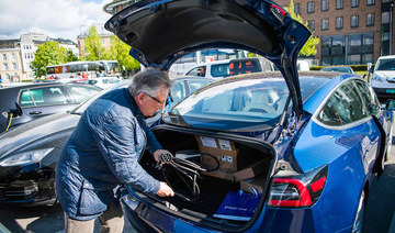 From princes to undertakers, Norway’s motorists go electric