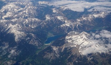 3 killed in plane crash in Austrian Alps
