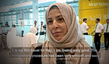 Pilgrims, Pakistani officials laud swift immigration process for Hajj