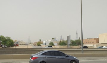 Sandstorm hits Riyadh, rain tipped for Makkah