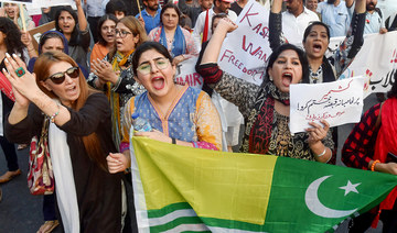Pakistan mulls taking Kashmir dispute to ICJ