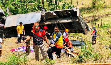 Death toll rises as truck falls off cliff in southern Philippines