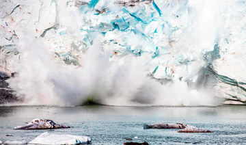 Massive iceberg breaks off Antarctica