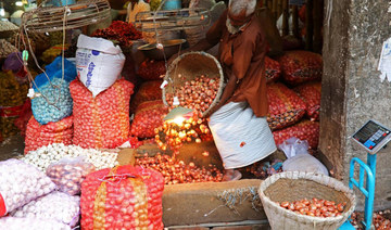 No more tears: Dhaka to import onions from Pakistan to curb shortage