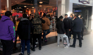 Black Friday sees fewer shoppers in US stores as spending moves online