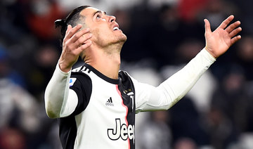 Juventus coach Sarri: Cristiano is in another class