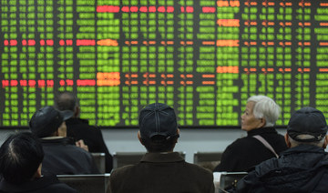 Chinese markets plunge as rising virus death toll fuels fears for global growth
