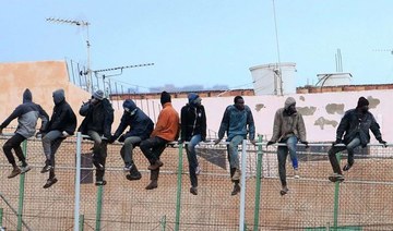 Police arrest 26 for smuggling Algerians into Spain