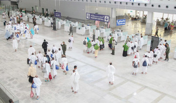Saudi Arabia suspends entry for Umrah pilgrimage over coronavirus fears