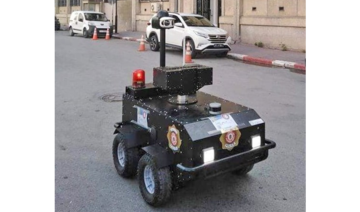 VIDEO: Robots enforce Tunis street COVID-19 lockdown, stopping curfew breakers