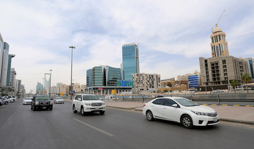 Saudi Arabia restricts driver jobs at ride-hailing apps to Saudis only
