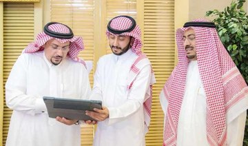 Qassim governor reviews initiative to assist needy families during outbreak