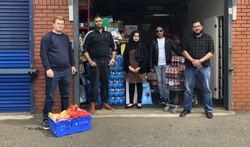 UK Muslims providing food for the vulnerable during pandemic