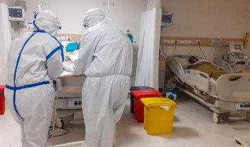 India’s Delhi coronavirus fears mount as hospital beds run out