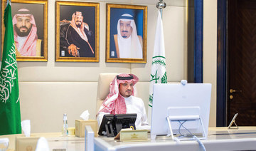 Saudi interior minister praises efforts of hospitals in fight against COVID-19