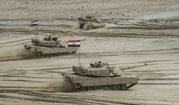 Egypt carries out military drill near Libya border
