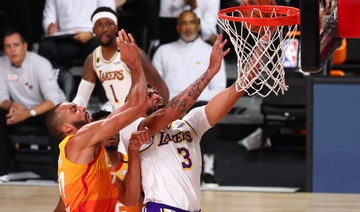 Davis master class as Lakers sink Jazz to clinch top spot