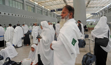 Umrah flights to resume once coronavirus situation improves, Saudi envoy tells Pakistani minister 