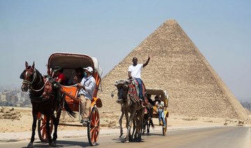 Egypt extends measures to boost country’s struggling tourism sector