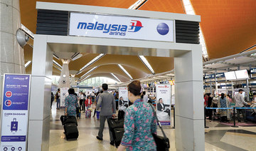 Malaysia Airlines group low on cash, steep discounts from lessors sought