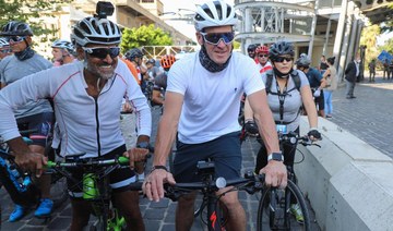 Lance Armstrong leads Beirut bike tour to help blast victims
