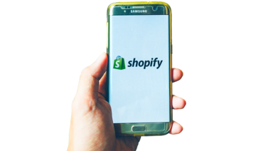 Amid e-commerce boom, anti-Amazon Shopify takes flight