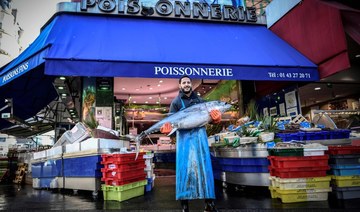 Europe virus death toll crosses 400,000 as shops reopen in France