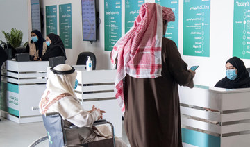 Saudi vaccination centers witness ‘great turnout’