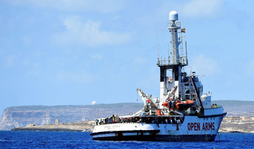 Italy allows ship to bring migrants ashore