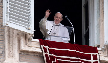 Pope calls for end to Syrian war