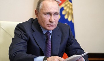 Putin gets jab of COVID-19 vaccine — out of the public eye
