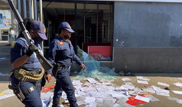 South African crowds rampage, hospital operations disrupted