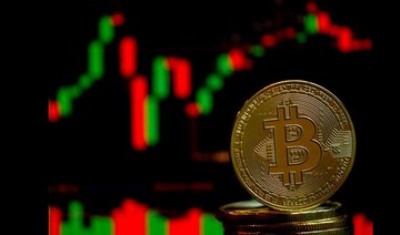 Virus scare puts dollar near year's highs as bitcoin back above $30,000