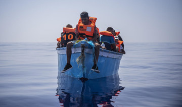 600 migrants reach Italian island from Tunisia in 2 days