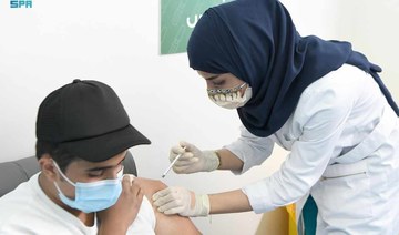 Unvaccinated people rush to receive COVID-19 vaccine in Saudi Arabia