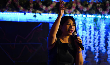 In Dubai, Filipina pulls no punches in jokes on compatriots