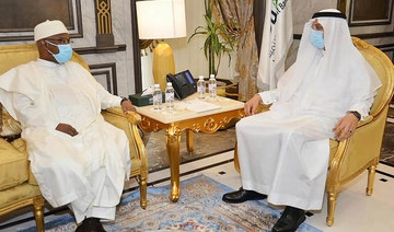Dr. Mohammed Sulaiman Al-Jasser hold talks with  Hussein Ibrahim Taha. (SPA)