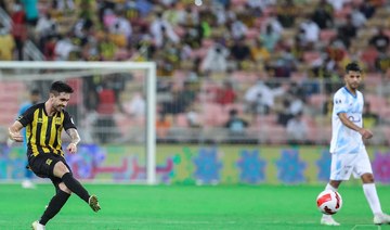 Al-Ittihad hits Abha for six to go top of Saudi Pro League