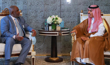 Saudi FM meets Comoros president, Senegalese and Italian counterparts