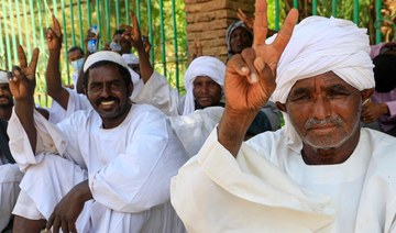 Pro-army protesters rally again in tense Sudan