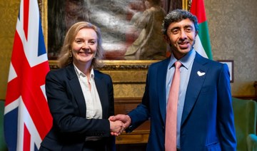 UAE and UK foreign ministers discuss strengthening cooperation