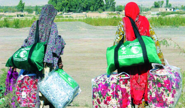 The winter bags aid is part of the KSrelief’s project to help people in need in Pakistan. (SPA)