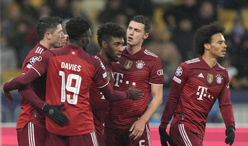 Lewandowski scores as depleted Bayern beats Dynamo Kyiv