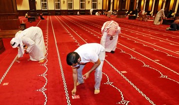 Kuwait reimposes social distancing measures for mass events, mosque prayers