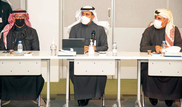 Saudi minister, businesses discuss initiatives to develop health sector