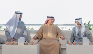 Abu Dhabi Crown Prince Sheikh Mohammed bin Zayed receives Bahrain’s King Hamad. (BNA)