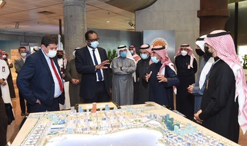 UK Secretary of State for Business, Energy and Industrial Strategy Kwasi Kwarteng tours Jubail Industrial City. (Royal Commission for Jubail and Yanbu)