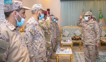 Commander of the joint forces concludes visit to southern Saudi border after meeting units 