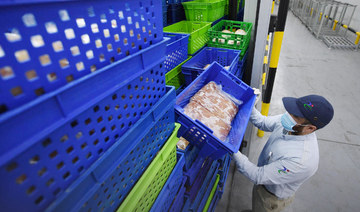 SFDA seizes 2,100 kg of falsely labeled food. (Twitter: @Saudi_FDA)