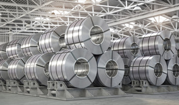London aluminum holds near 13-1/2-year high on supply fears